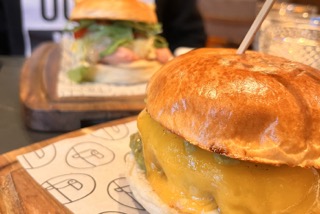 Juneći burgeri